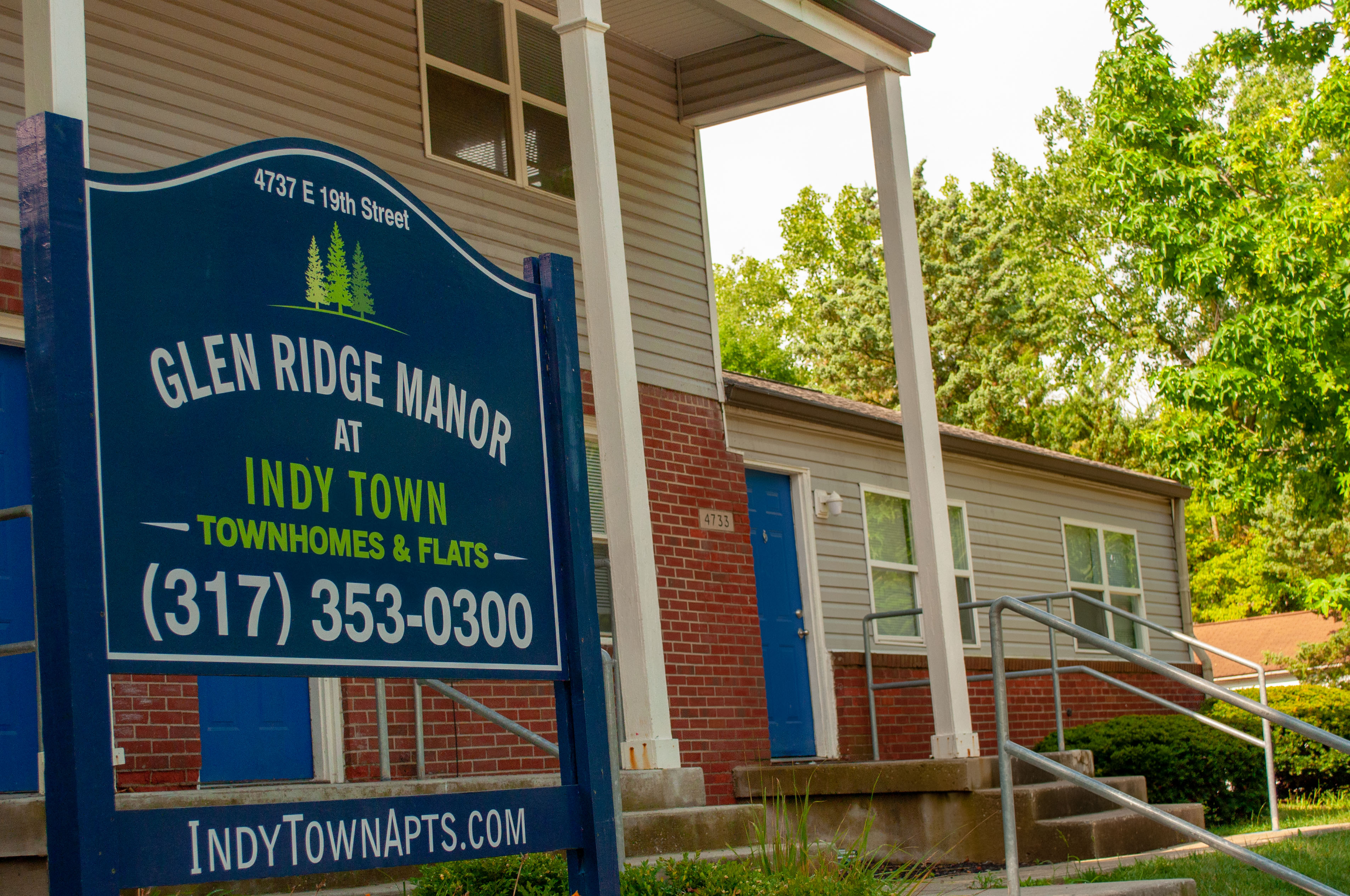Glen Ridge Manor Townhomes And Flats (Indy Town), 4737 E. 19th St